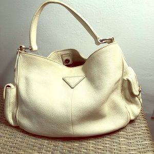 Daino Side Pocket Hobo Leather Shoulder Bag